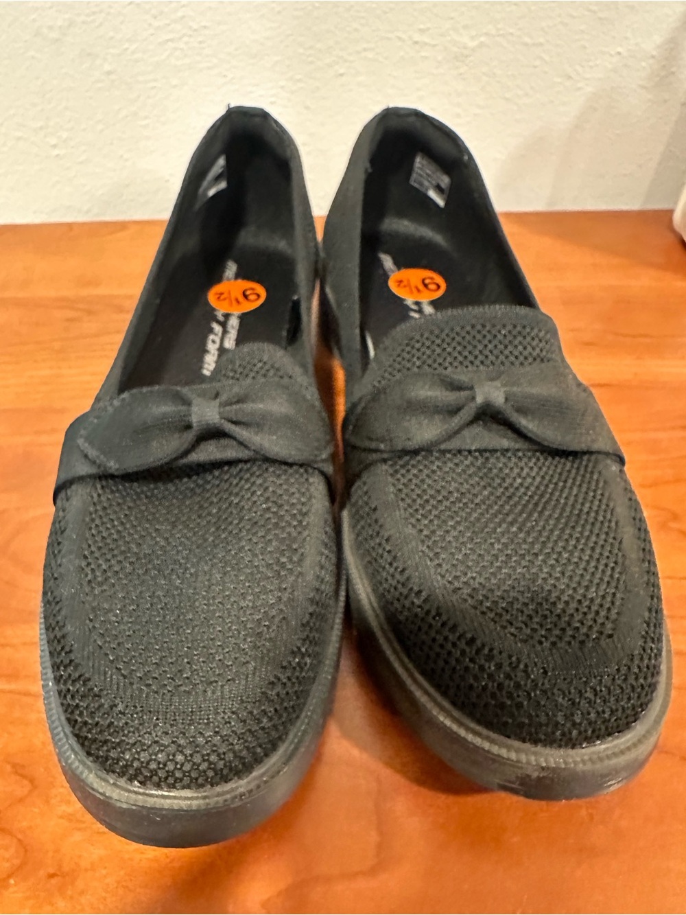Skechers Black Knit Slip-On Loafers with Bow Accent - Picture 2 of 6